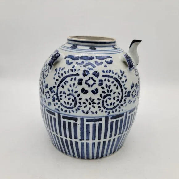 Vintage Chinese Blue & White Ceramic Water Jug Wine Pot w Spout - Picture 3 of 7